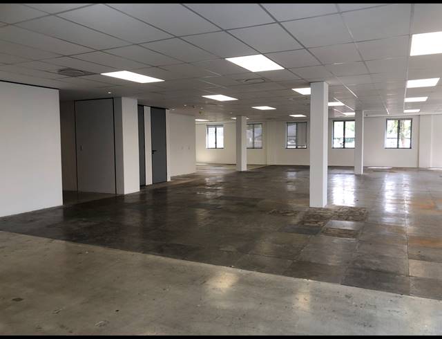362M² OFFICE TO LET IN SANDHURST